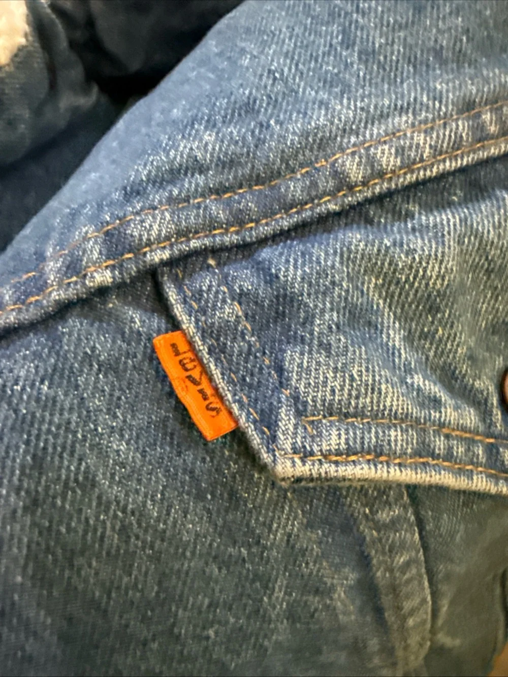 1970’s Levi's Sherpa Lined Denim Trucker Jacket Orange Tab Size 46 USA Made - Picture 11 of 11